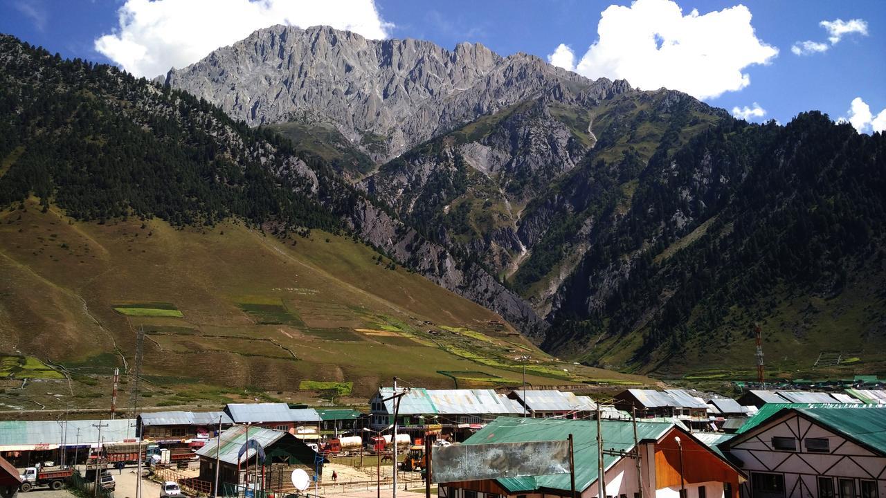 Hotel Glacier Heights Sonāmarg Exteriér fotografie