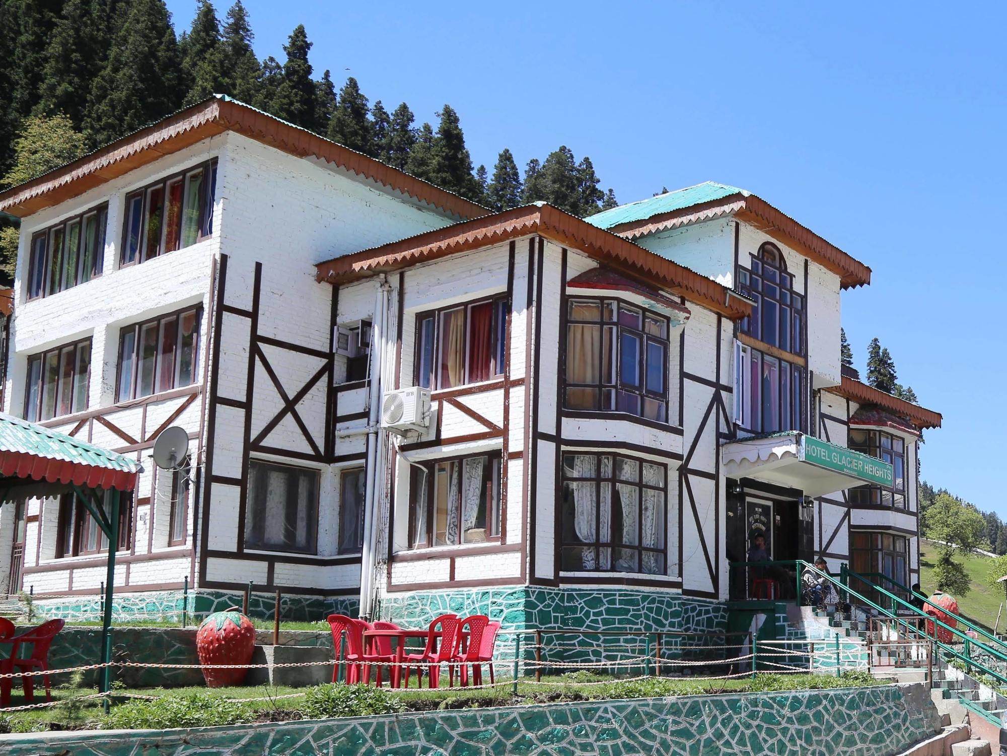 Hotel Glacier Heights Sonāmarg Exteriér fotografie